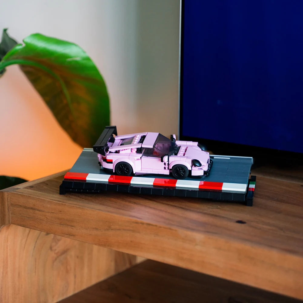 Porsche 911 Pembe GT3